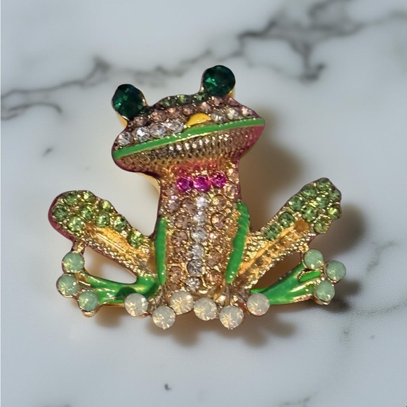 Sparkling Frog Brooch with Rhinestones New - Picture 8 of 9